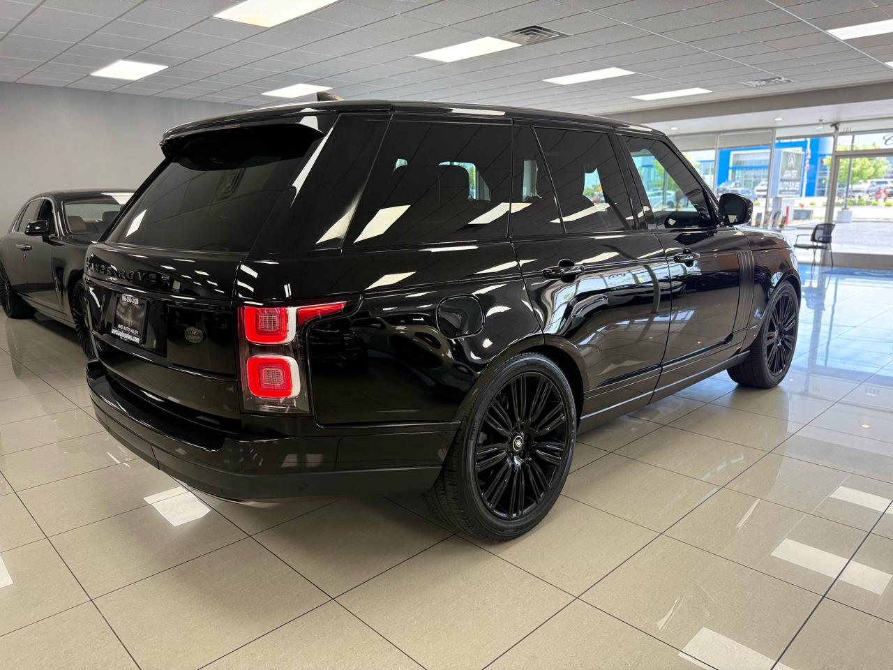 land rover range rover 2018 SALGS2RE4JA395131 image land rover range rover 2018 SALGS2RE4JA395131 image